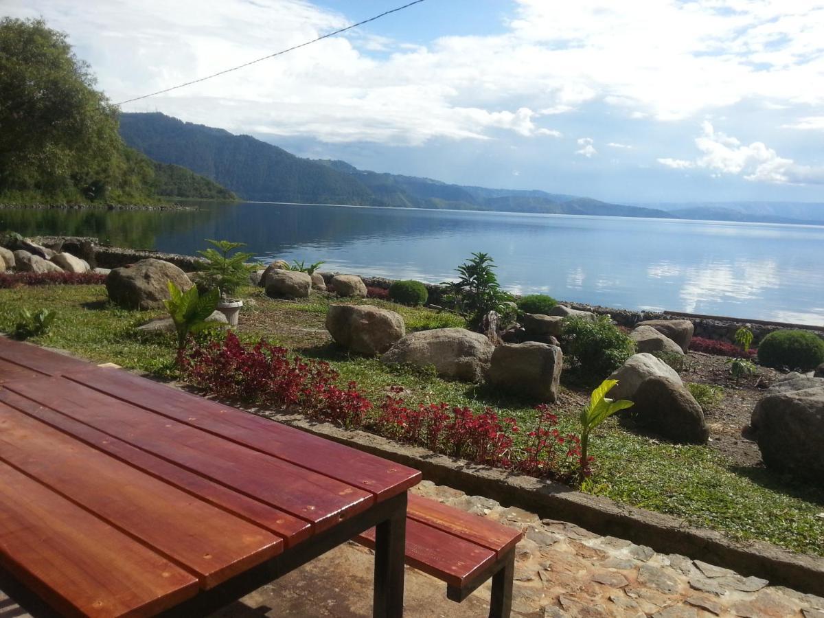 Pondok Berata Dapdap Balige Ngoại thất bức ảnh