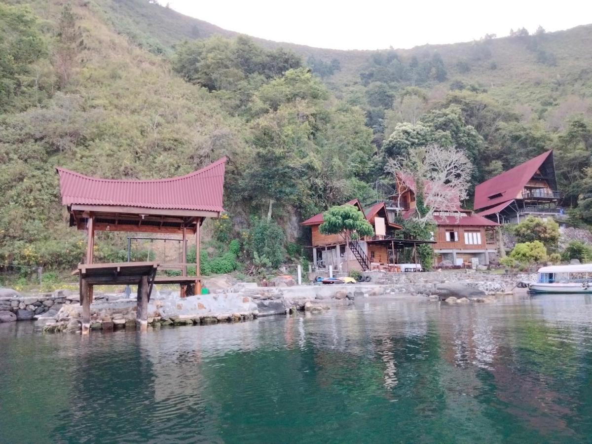 Pondok Berata Dapdap Balige Ngoại thất bức ảnh