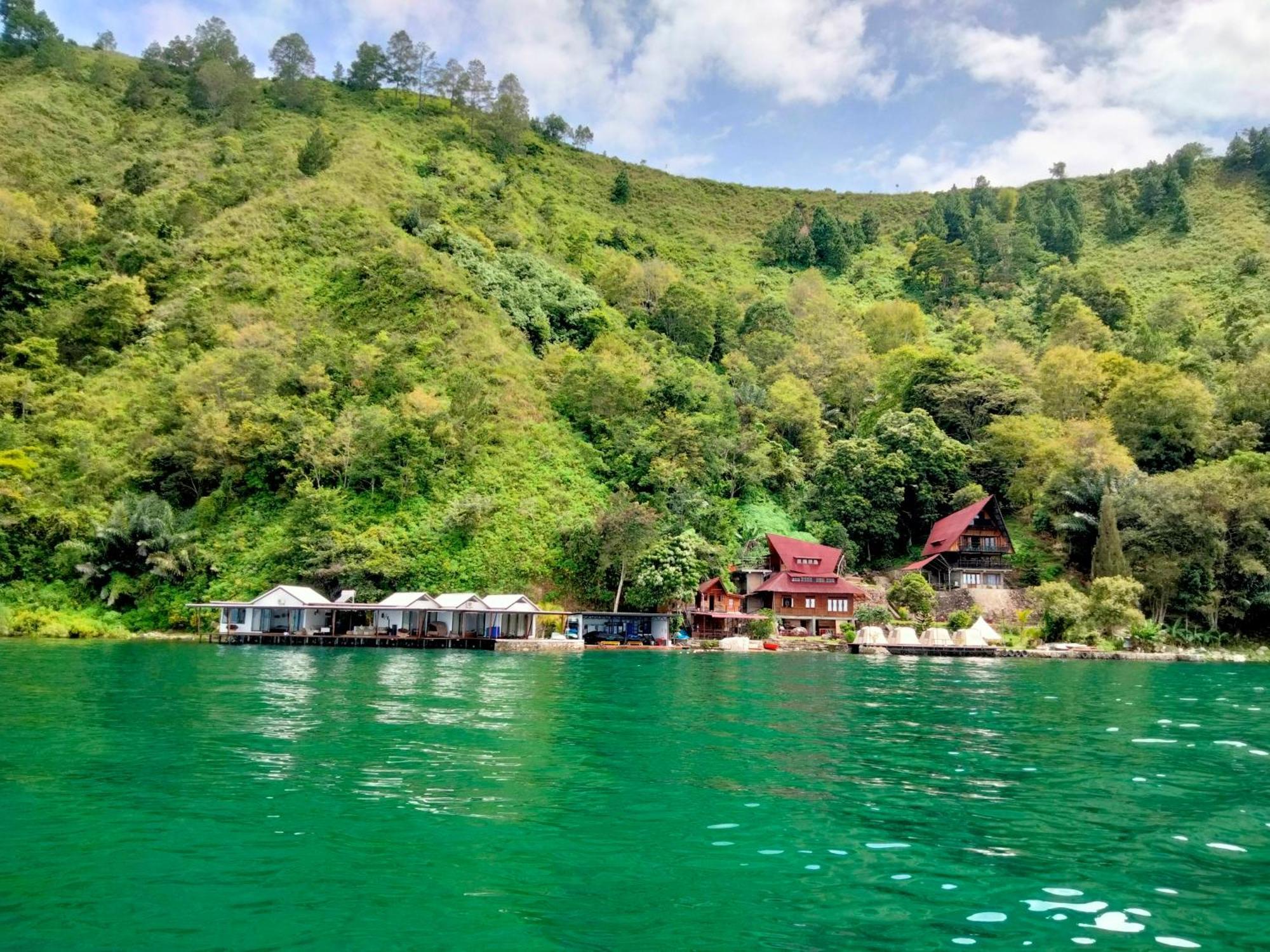Pondok Berata Dapdap Balige Ngoại thất bức ảnh
